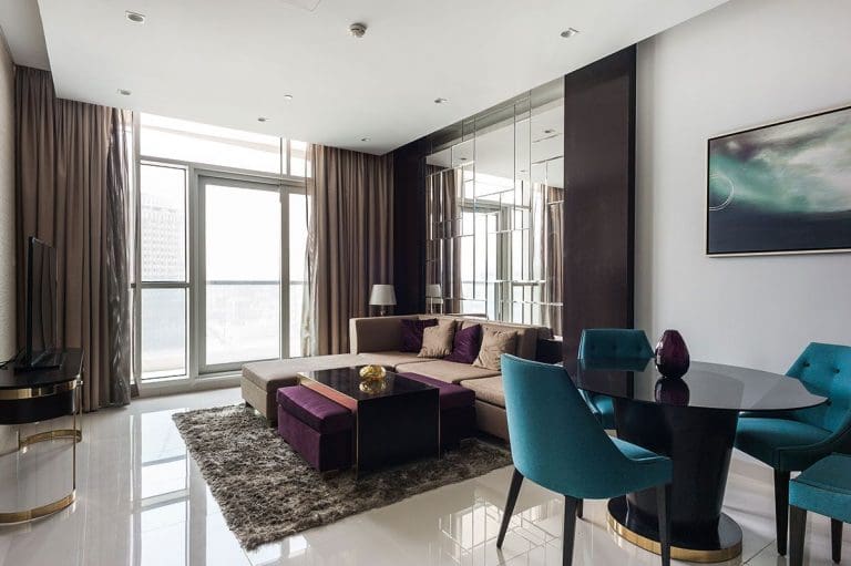 نظرة عامة على  الغدير من الدار في أبوظبي