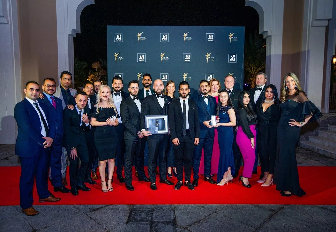 Kimi <span> Arıyoruz?</span>