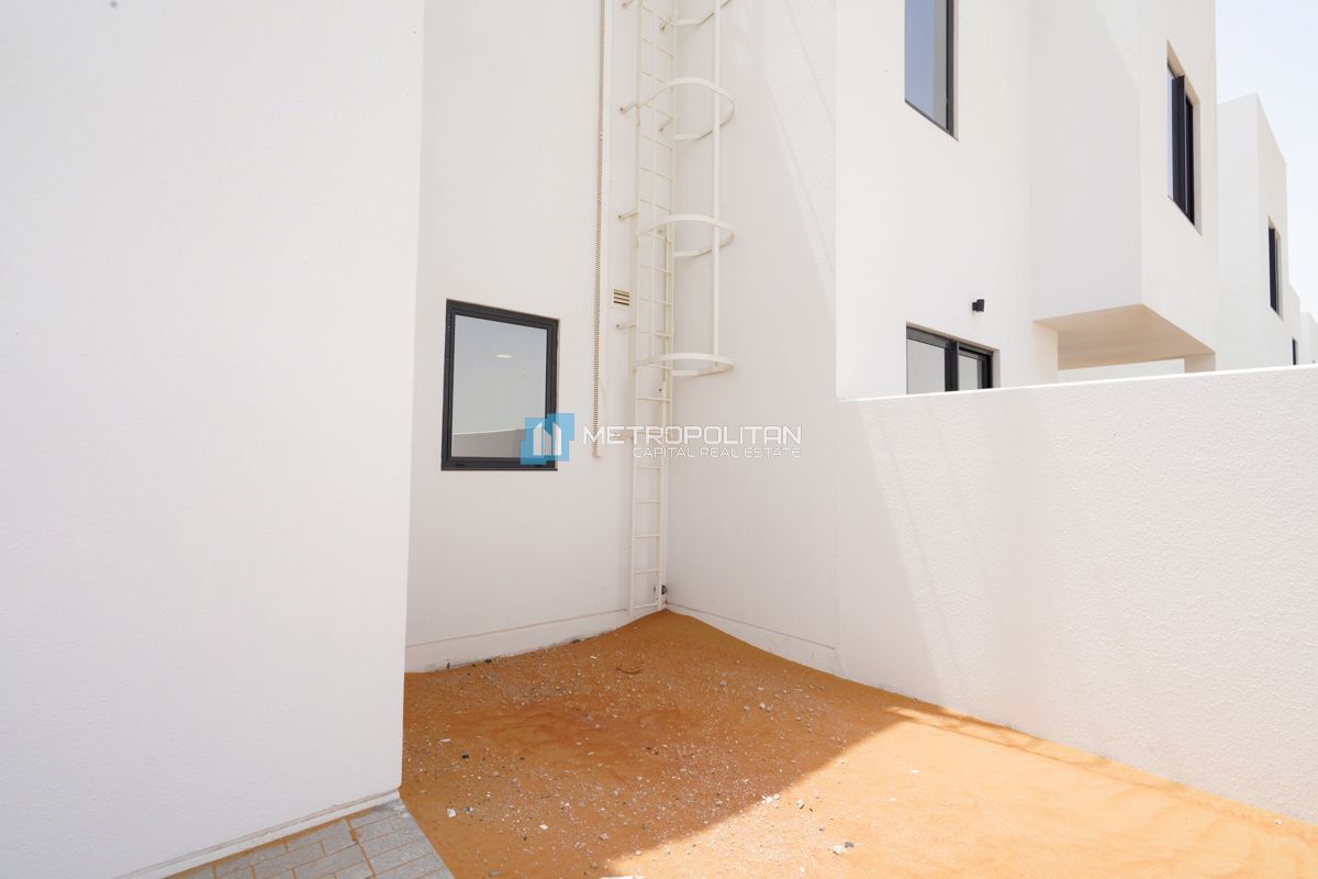 Image - Al Ghadeer 2, Al Ghadeer, Abu Dhabi | Project - Townhouse