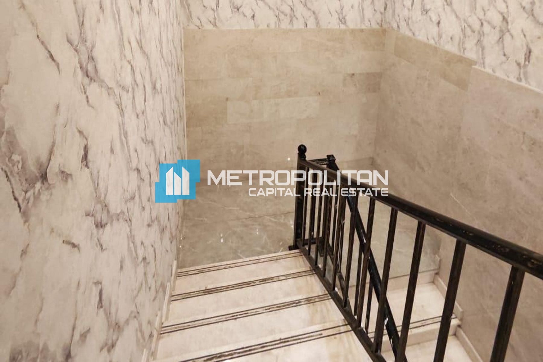 Image - M-24, Mussafah, Abu Dhabi | Project - مكتب