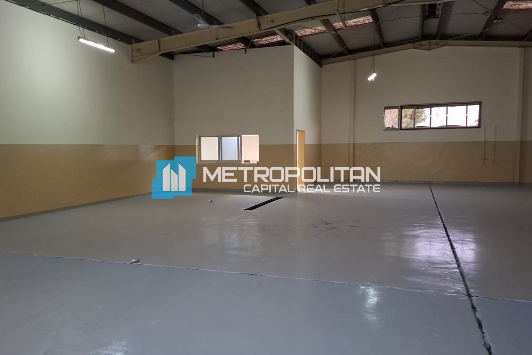 Image - M-17, Mussafah, Абу-Даби | Project - Warehouse