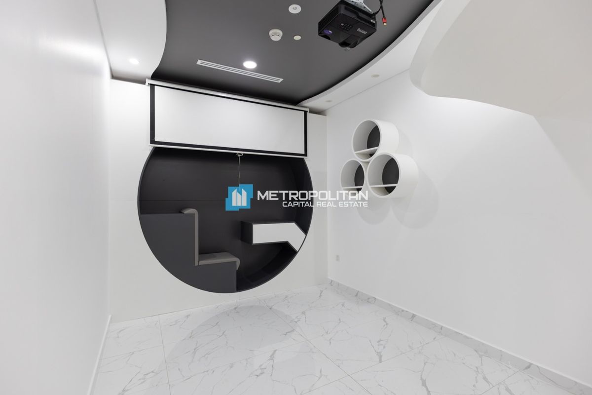 Image - Addax port office tower, Al Reem Island, Abu Dhabi | Project - مكتب