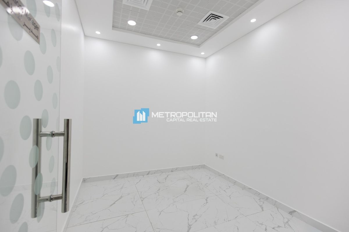 Image - Addax port office tower, Al Reem Island, Abu Dhabi | Project - مكتب