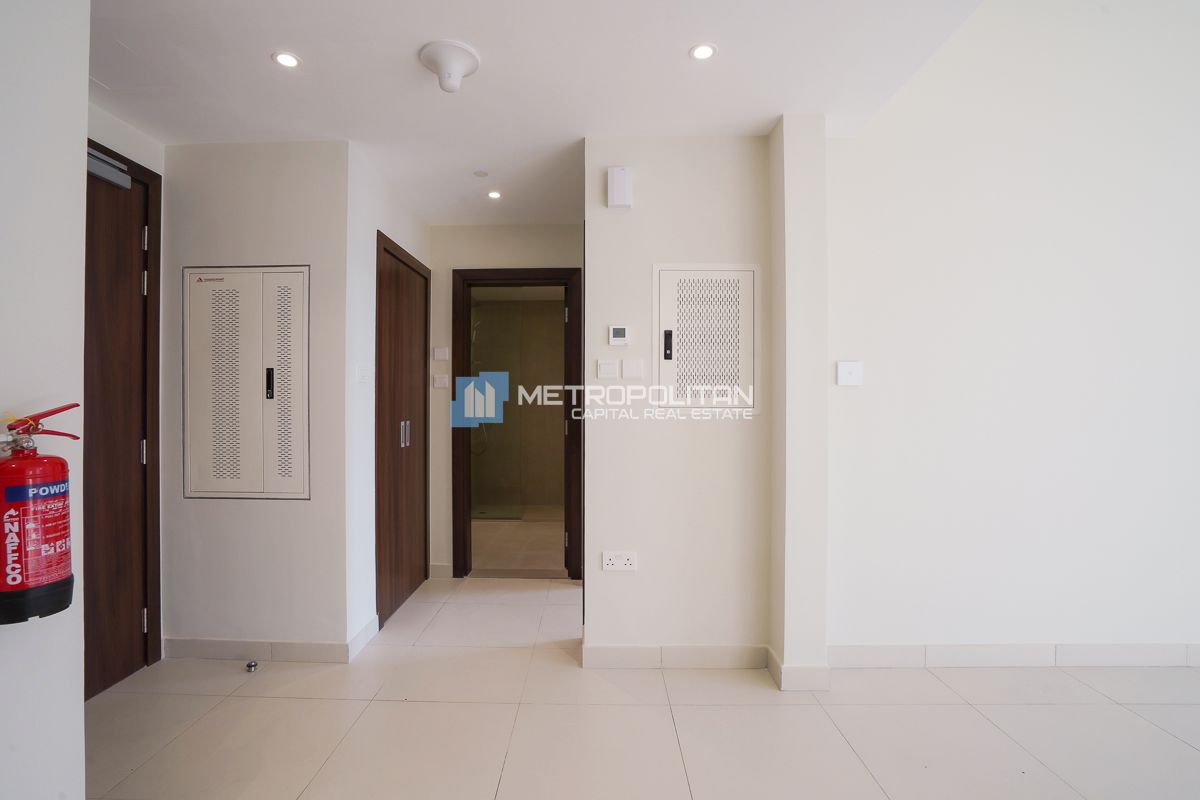 شقة بغرفة نوم واحدة للإيجار في جزيرة الريم – MCR-7048 photo-6