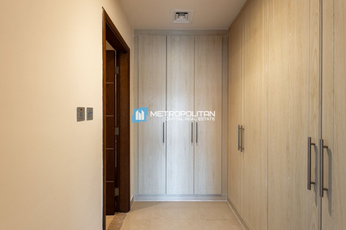 شقة بغرفة نوم واحدة للإيجار في شاطئ الراحة – MCR-7062 photo-10