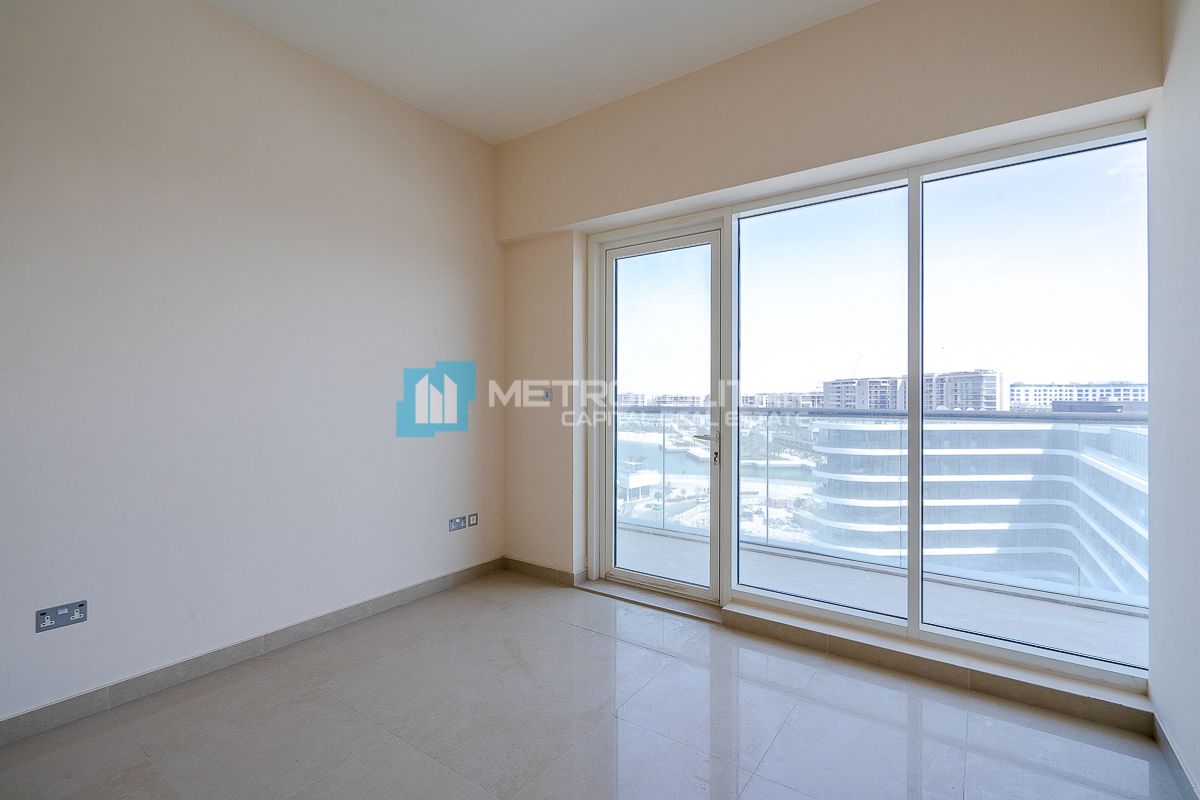 شقة بغرفتي نوم للإيجار في شاطئ الراحة – MCR-7067 photo-8