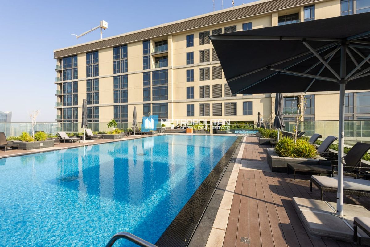 Pool View| High Floor| 2 Bedroom| Closed Kitchen photo-1