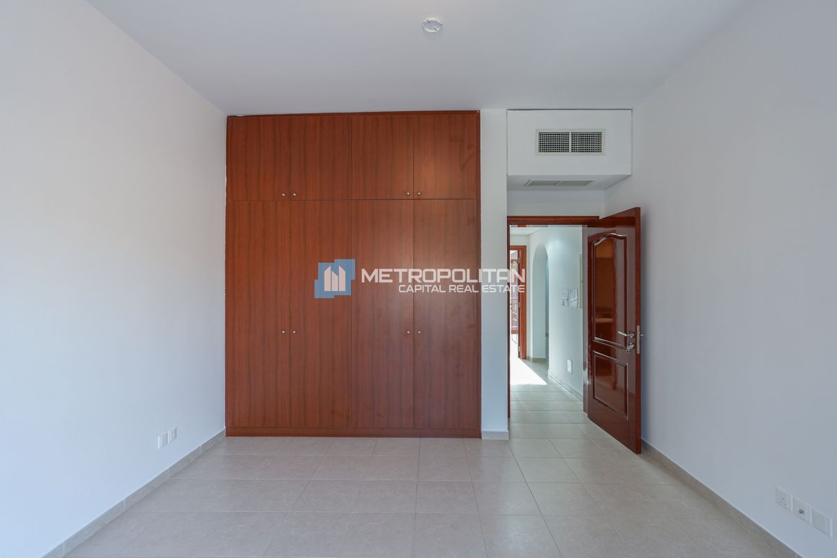 فيلا 4 غرف نوم للإيجار في ربضان – MCR-7082 photo-9