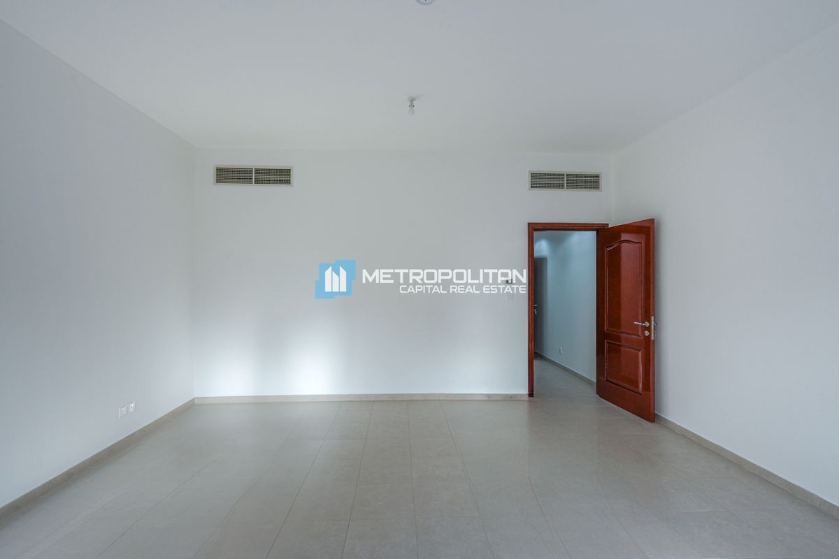 فيلا 4 غرف نوم للإيجار في ربضان – MCR-7082 photo-4
