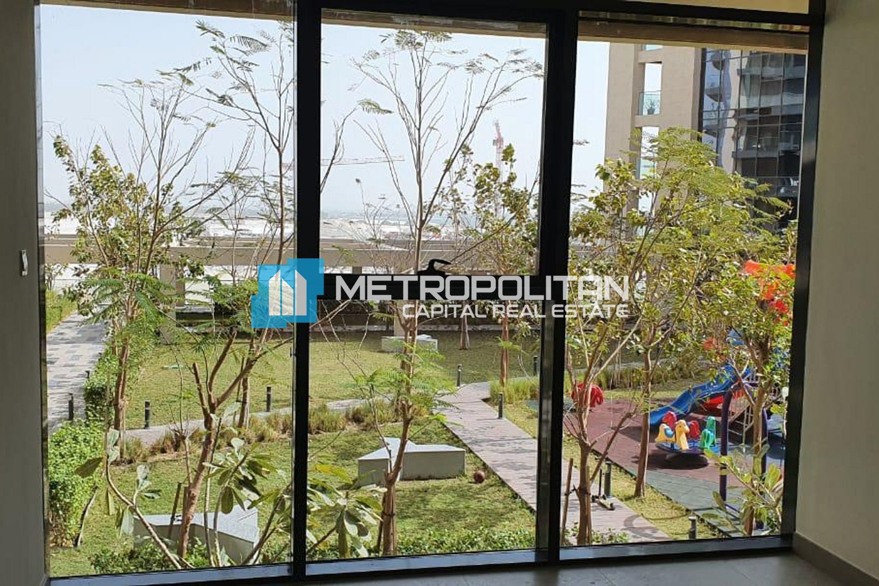 Sea View| 4BR+Maids| Beach Access| Closed Kitchen photo-3