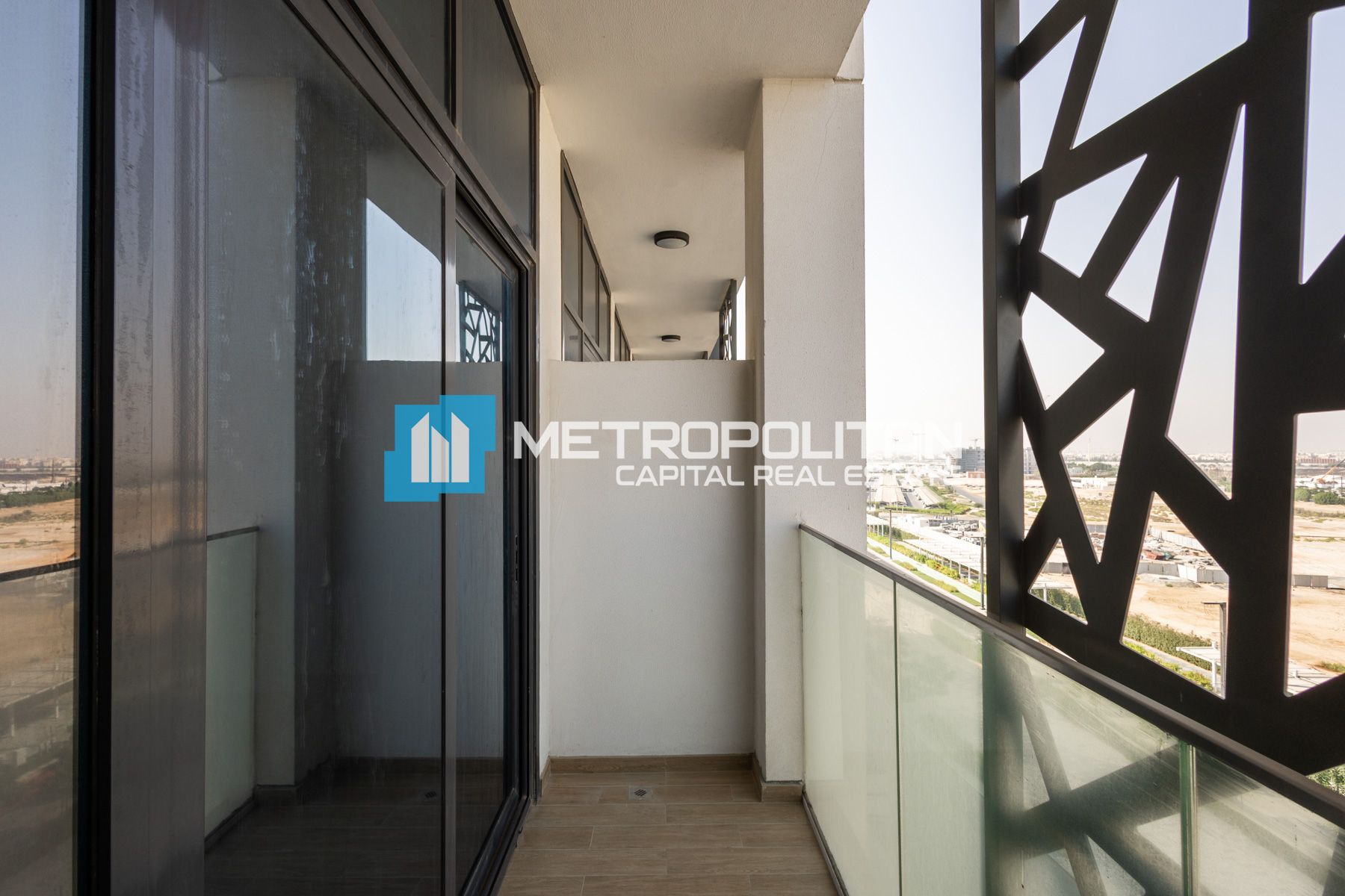 Ready to Move | ST w/ Balcony | Fully Furnished photo-10