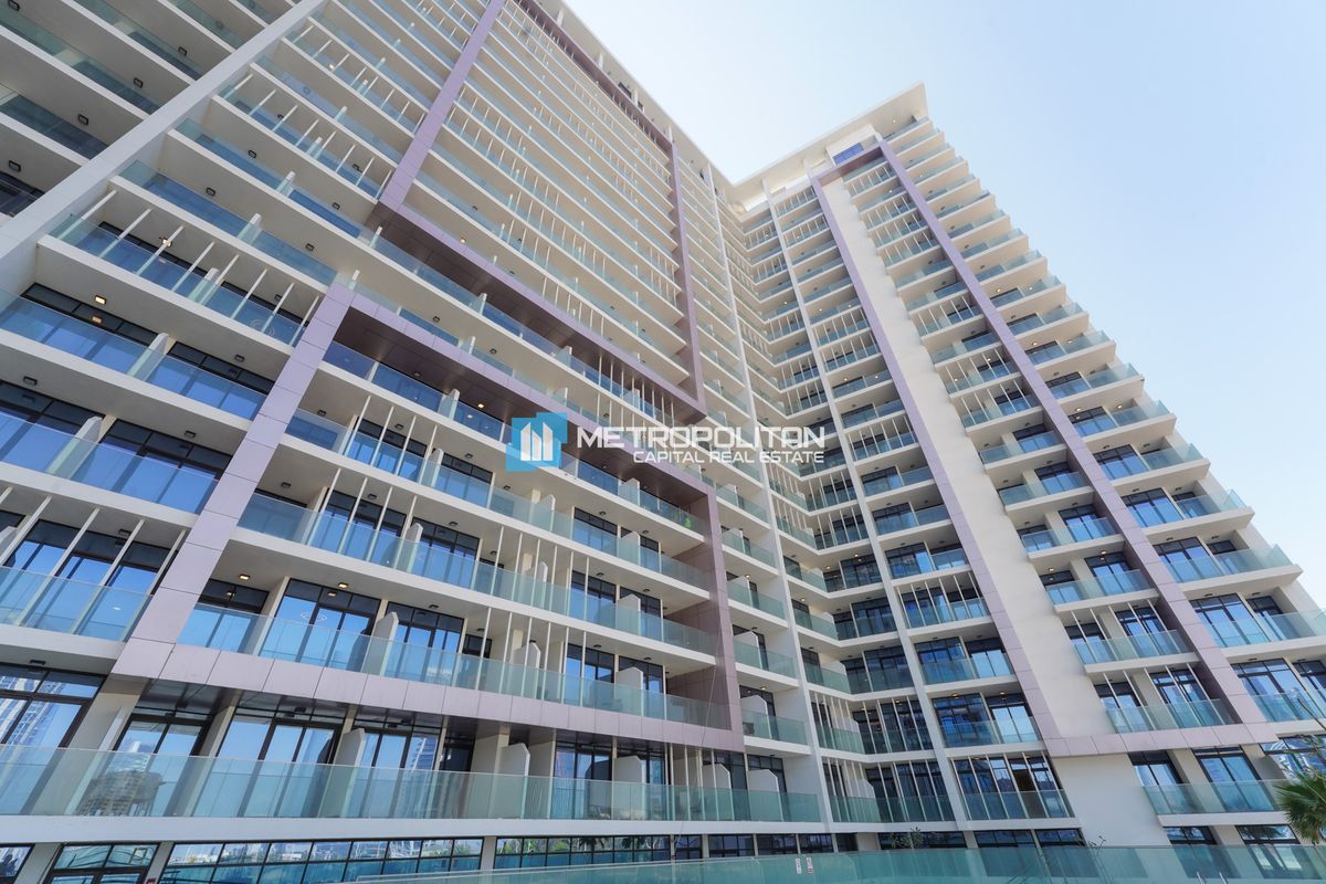 High Floor 1BR Junior | Canal View | Vacant Unit photo-0