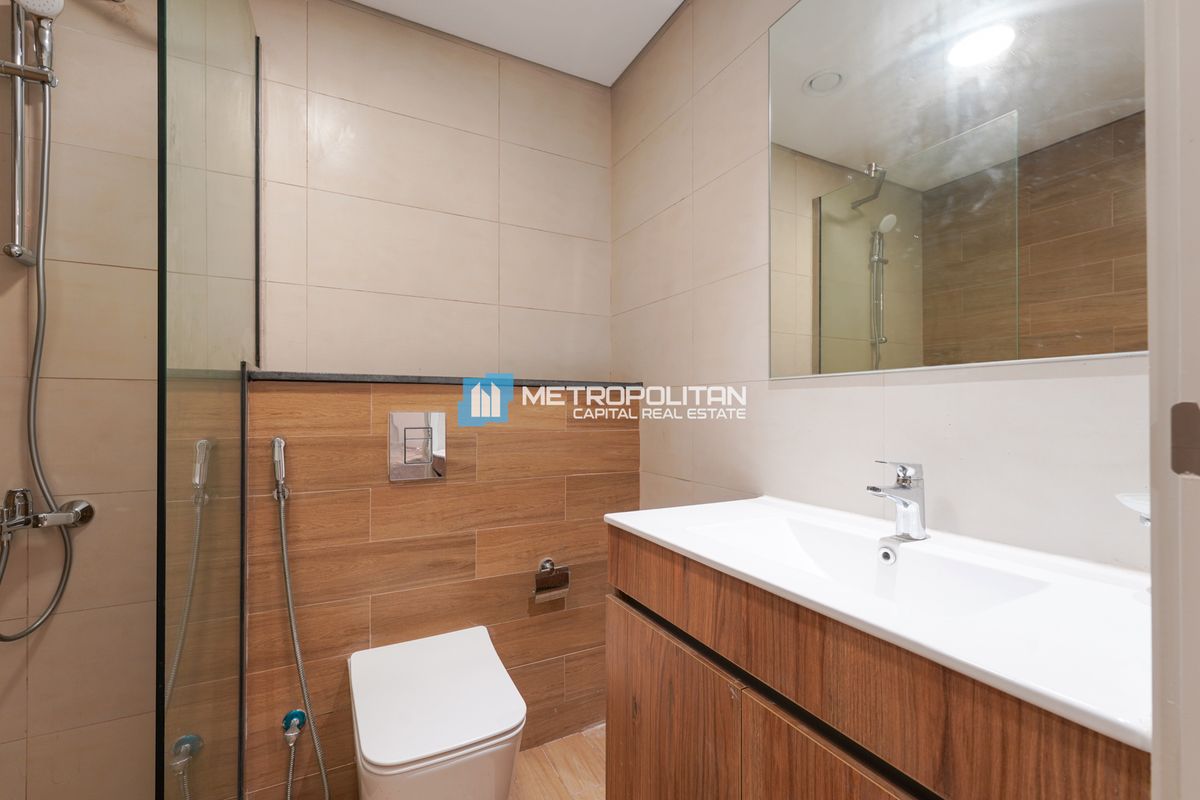 High Floor 1BR Junior | Canal View | Vacant Unit photo-8