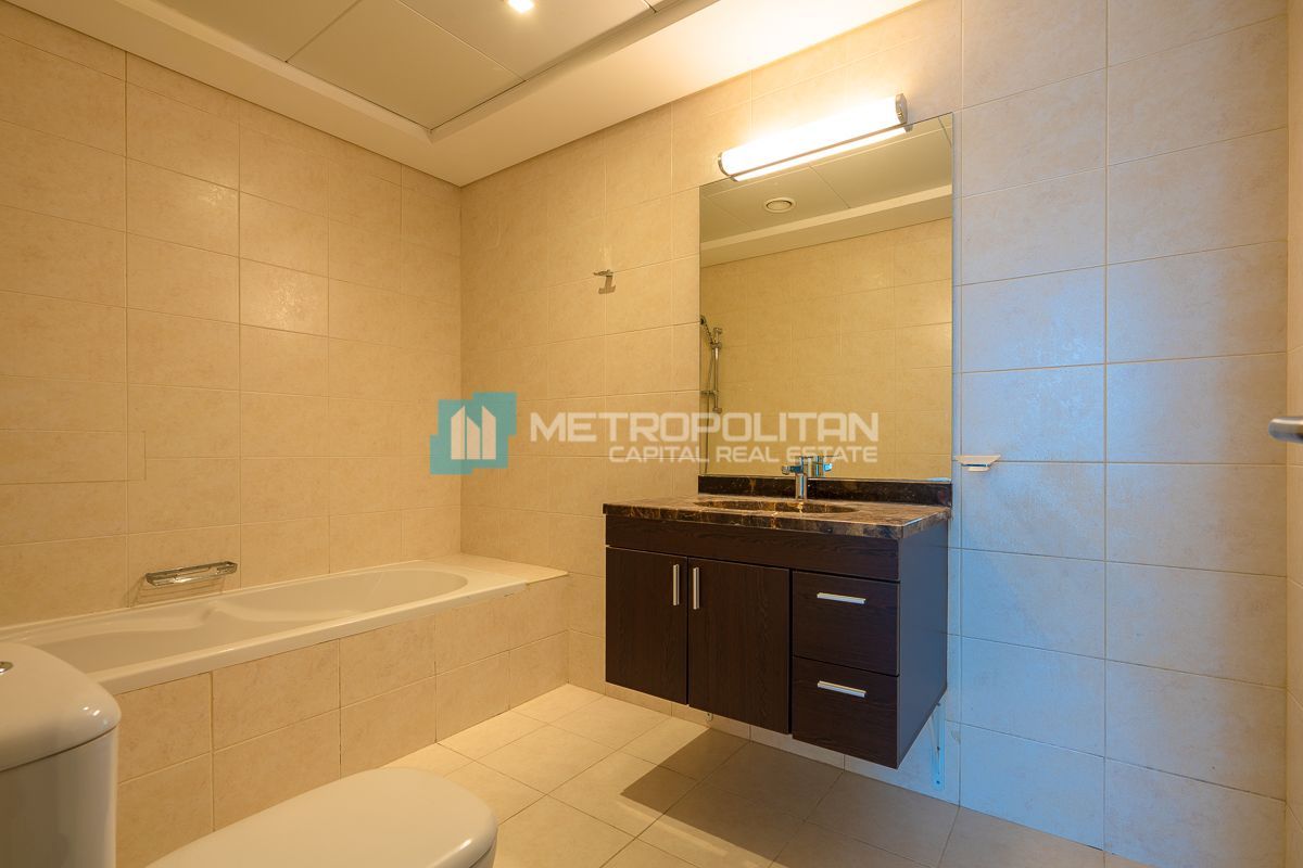 Full Mangrove View | 2 Cheques | Available Nov. 12 photo-1