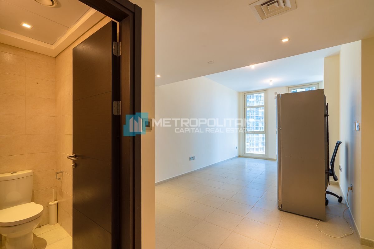 Full Mangrove View | 2 Cheques | Available Nov. 12 photo-11