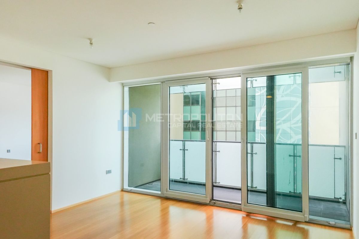 Pool View|1BR+Balcony|Next To Corner|Ready To Move photo-1