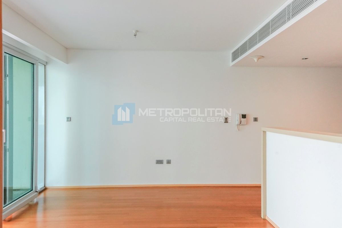 Pool View|1BR+Balcony|Next To Corner|Ready To Move photo-5