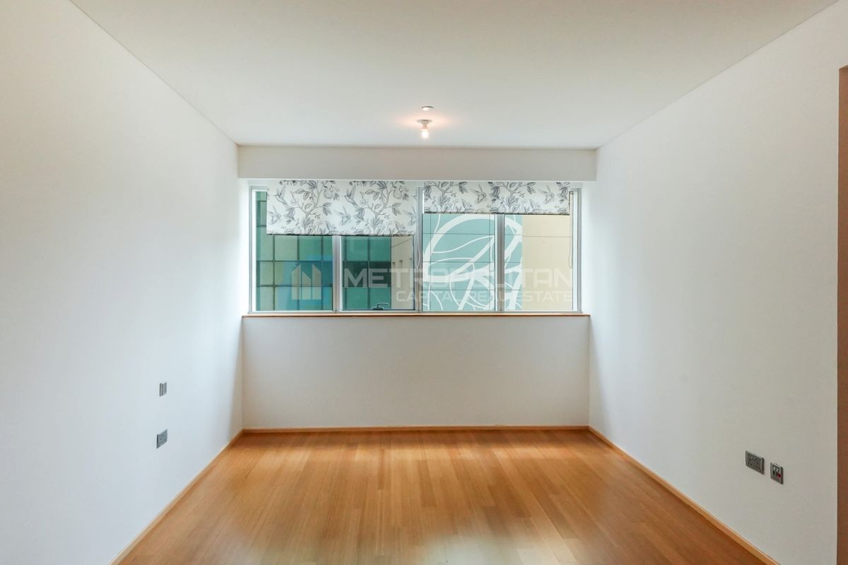 Pool View|1BR+Balcony|Next To Corner|Ready To Move photo-7