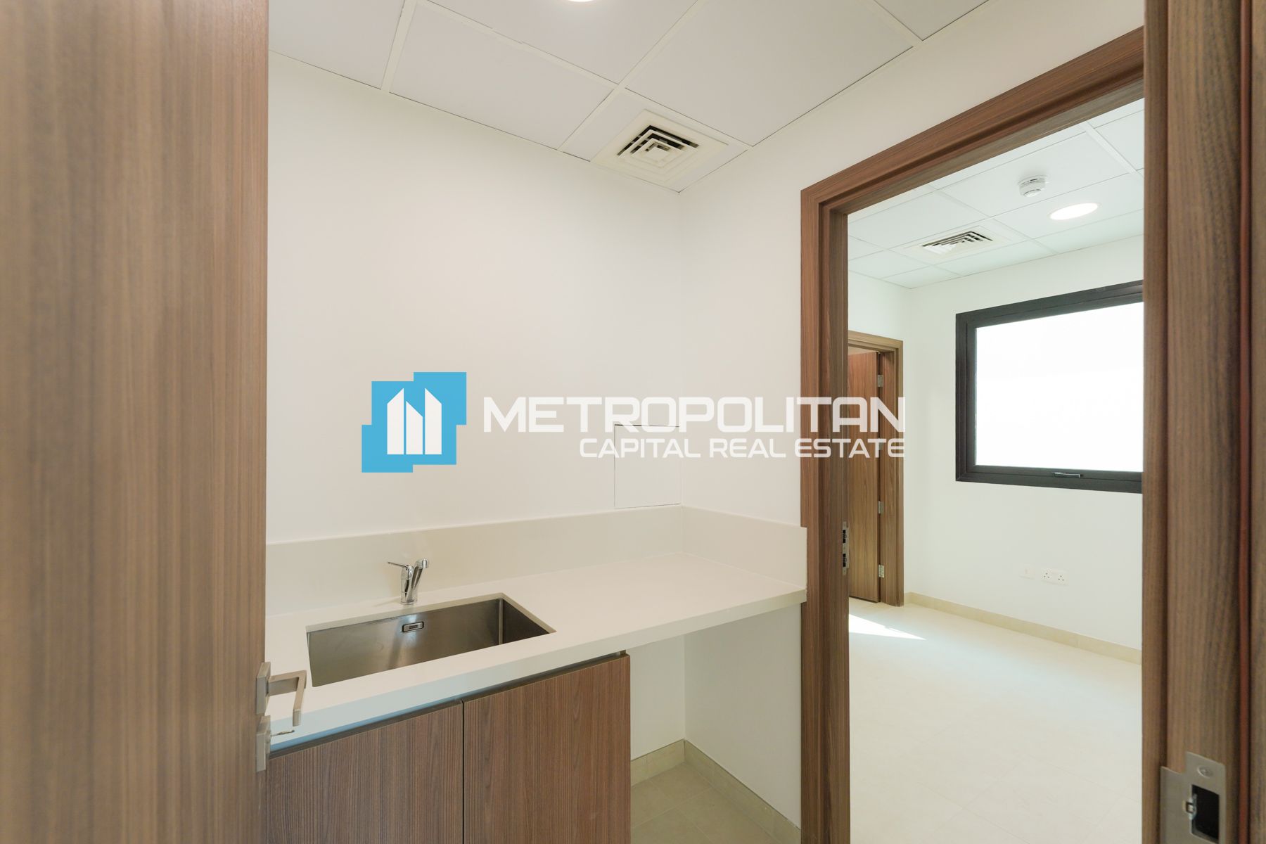 Stunning 3BR Unit | Prime Location | Ready to Move photo-10