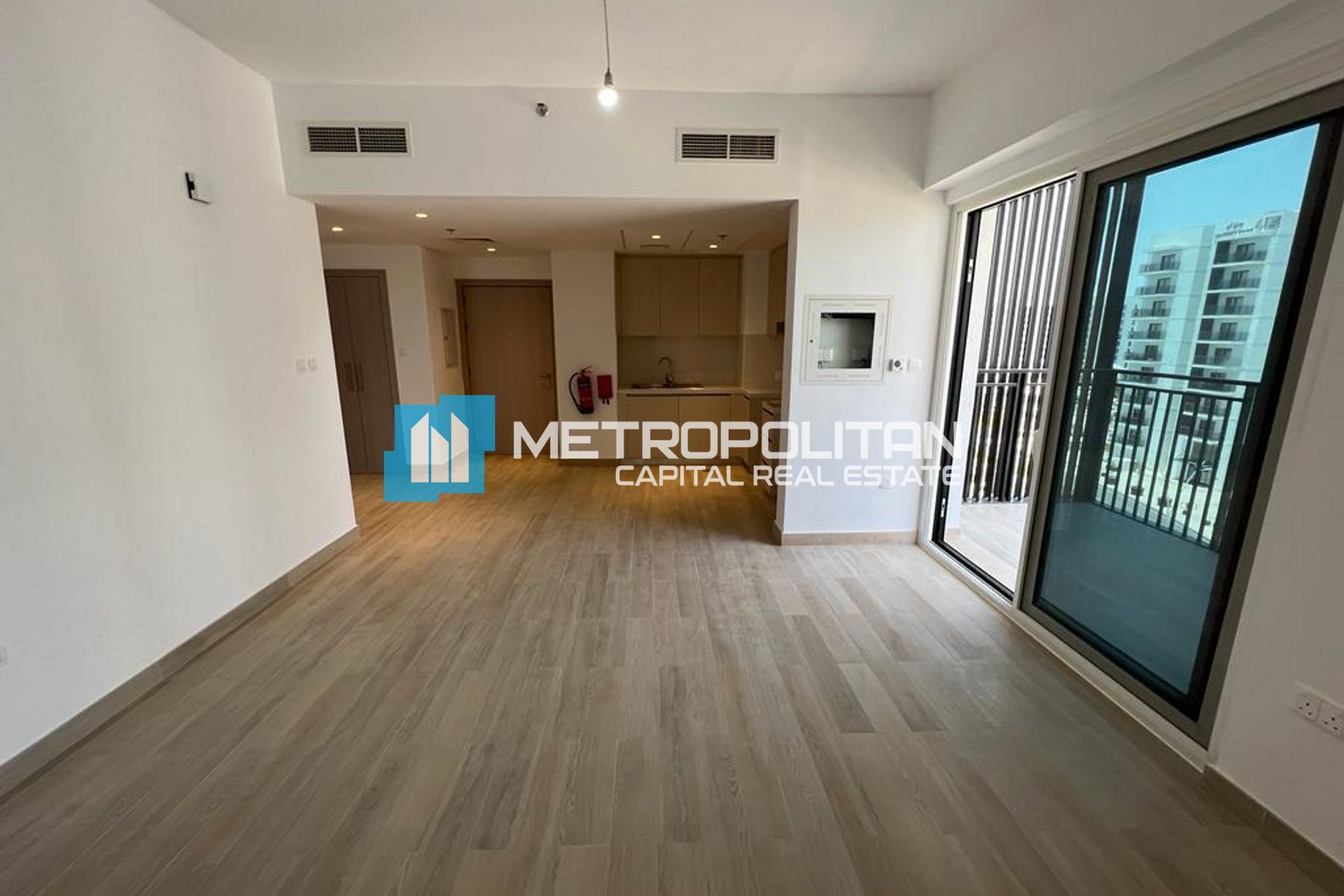 Ready To Move|Corner 1BR+Balcony|Bright Interiors photo-11