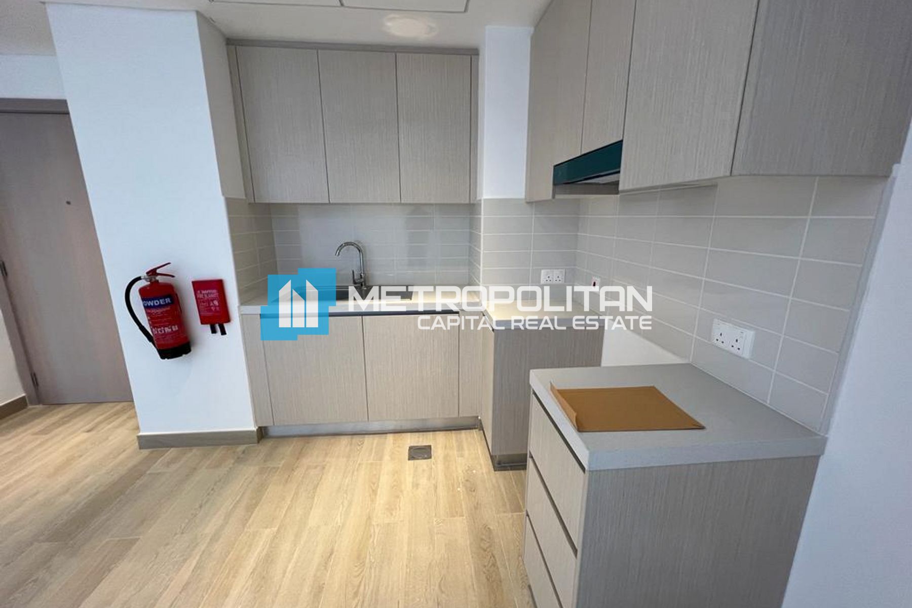 Ready To Move|Corner 1BR+Balcony|Bright Interiors photo-15