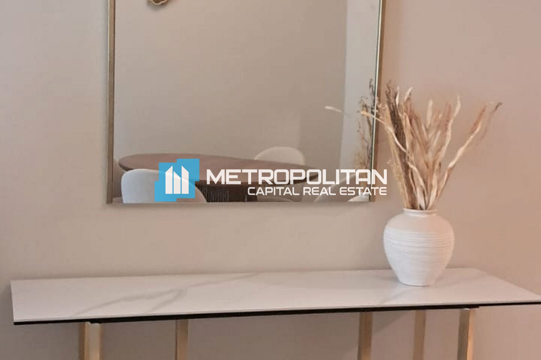 Fully Furnished | 1 w/ Balcony | High End Finishes photo-6