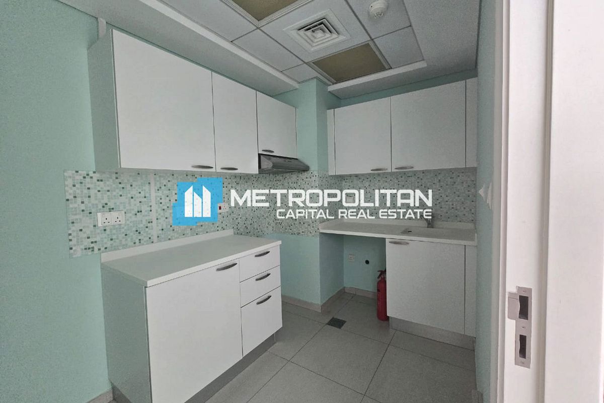 Partial Canal View | 1BR w/ Balcony | Vacant Unit photo-21