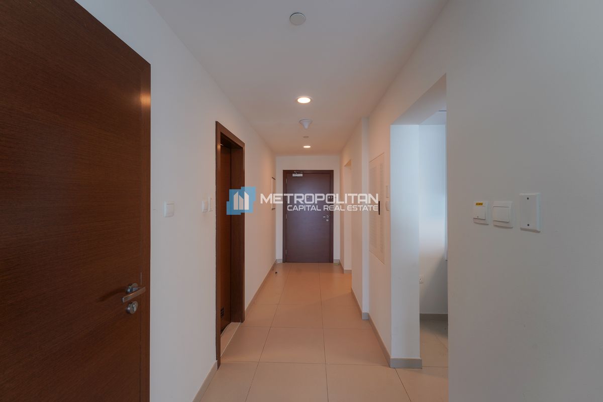 Pool View | High Floor 1BR+| Premium Location photo-10