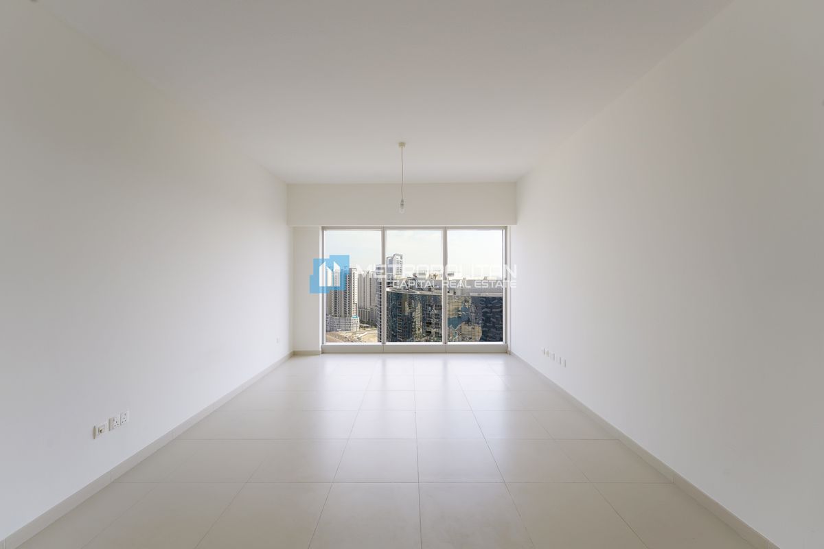 Pool View | High Floor 1BR+| Premium Location photo-2