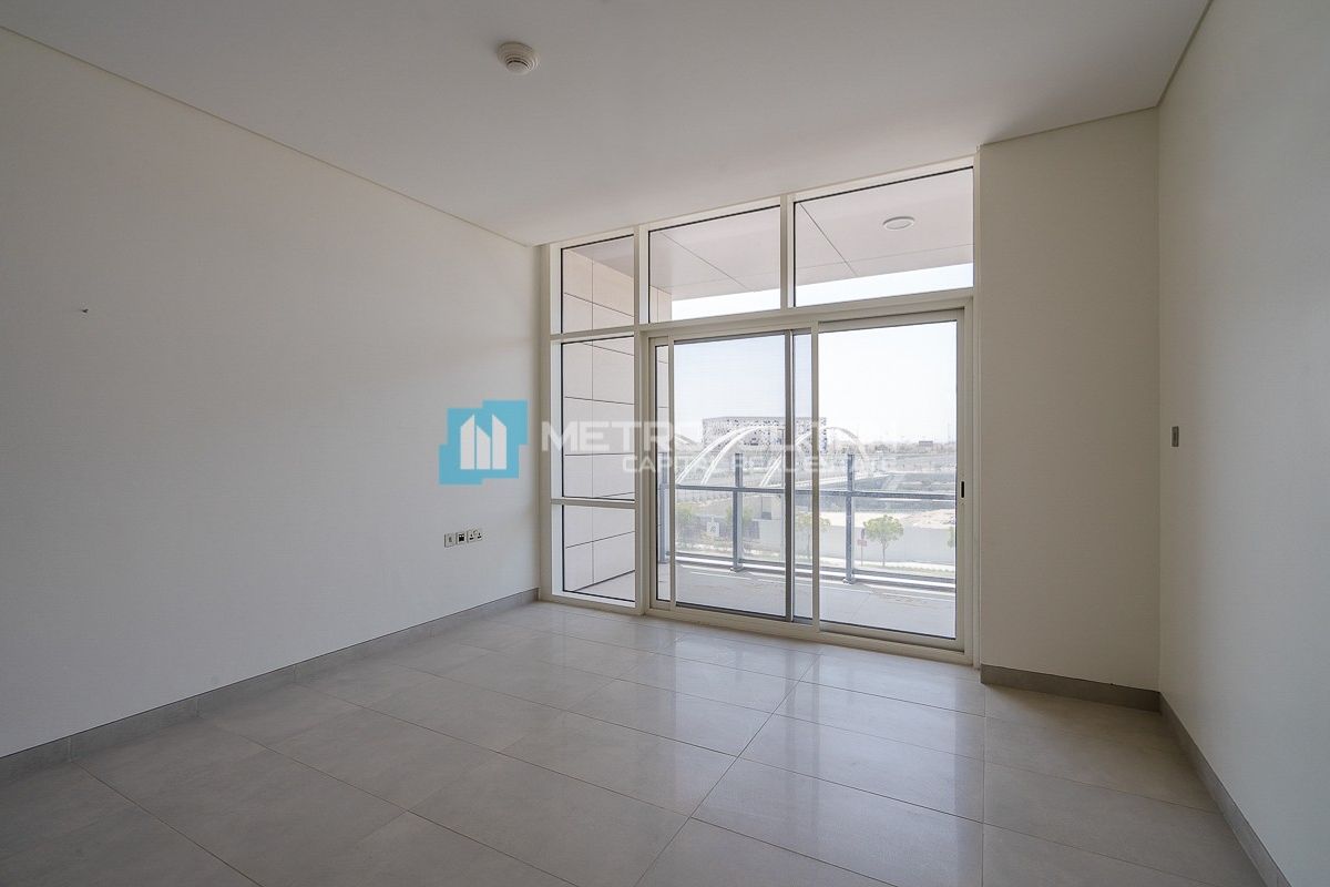 Ready To Move|Semi-closed Kitchen|2BR With Balcony photo-9