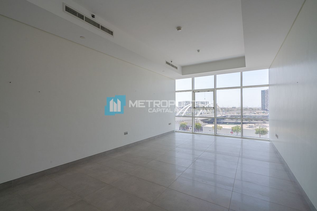 Ready To Move|Semi-closed Kitchen|2BR With Balcony photo-1