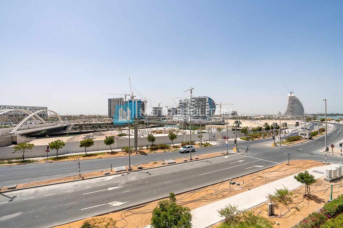 Ready To Move|Semi-closed Kitchen|2BR With Balcony photo-2