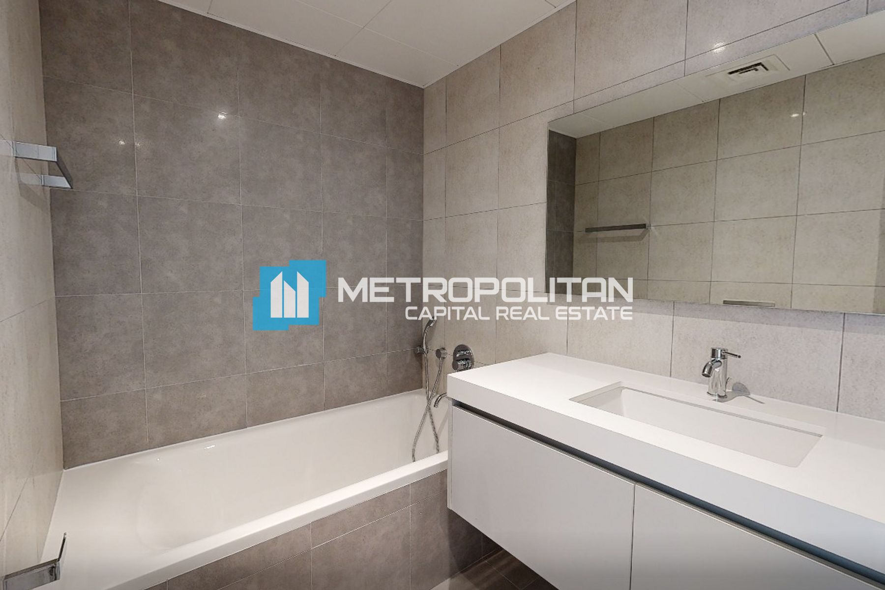 Canal View | 2 Bedrooms w/ Balcony | No Commission photo-18