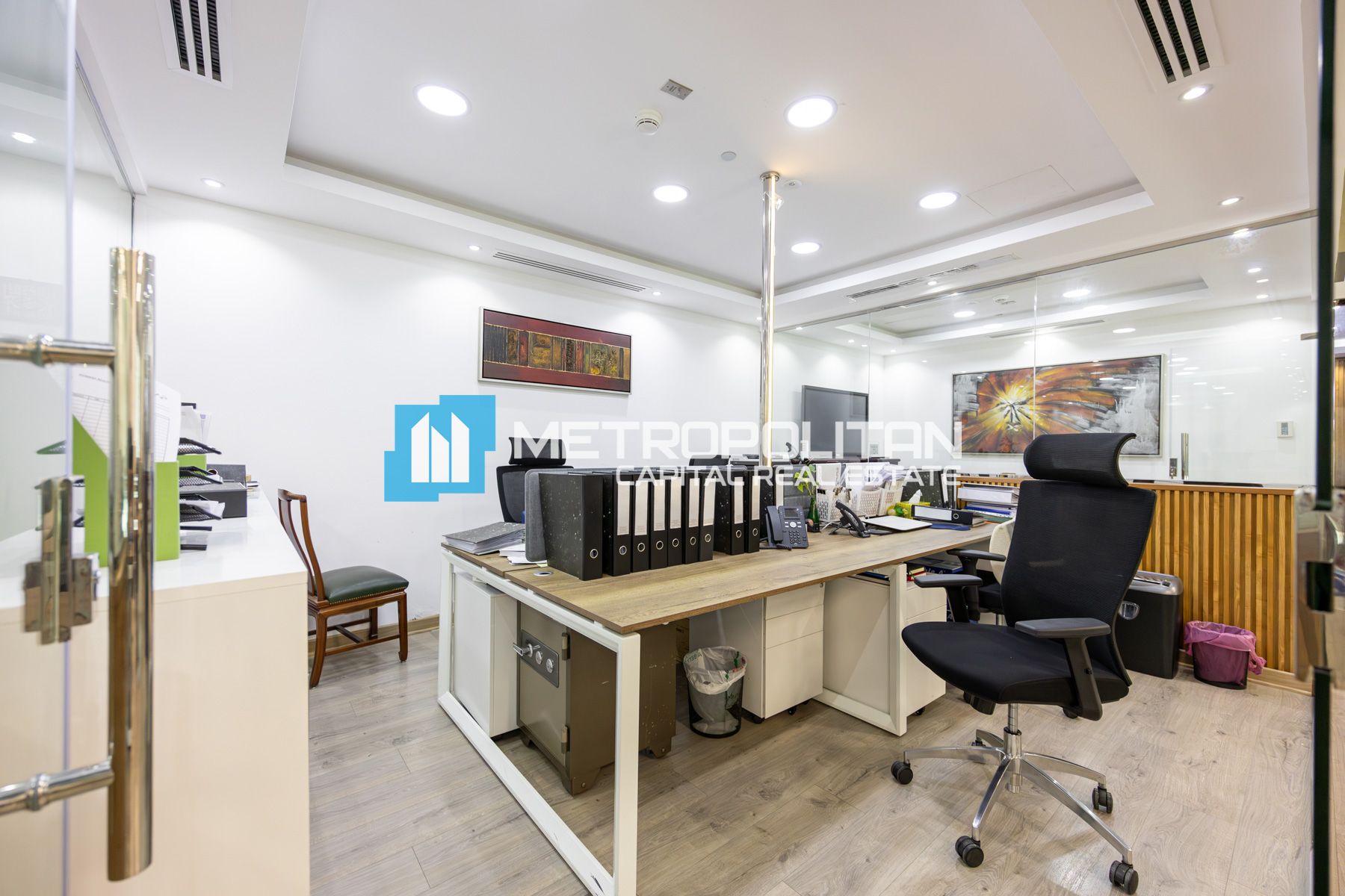 مكتب للإيجار في جزيرة الريم – MCR-7239 photo-2