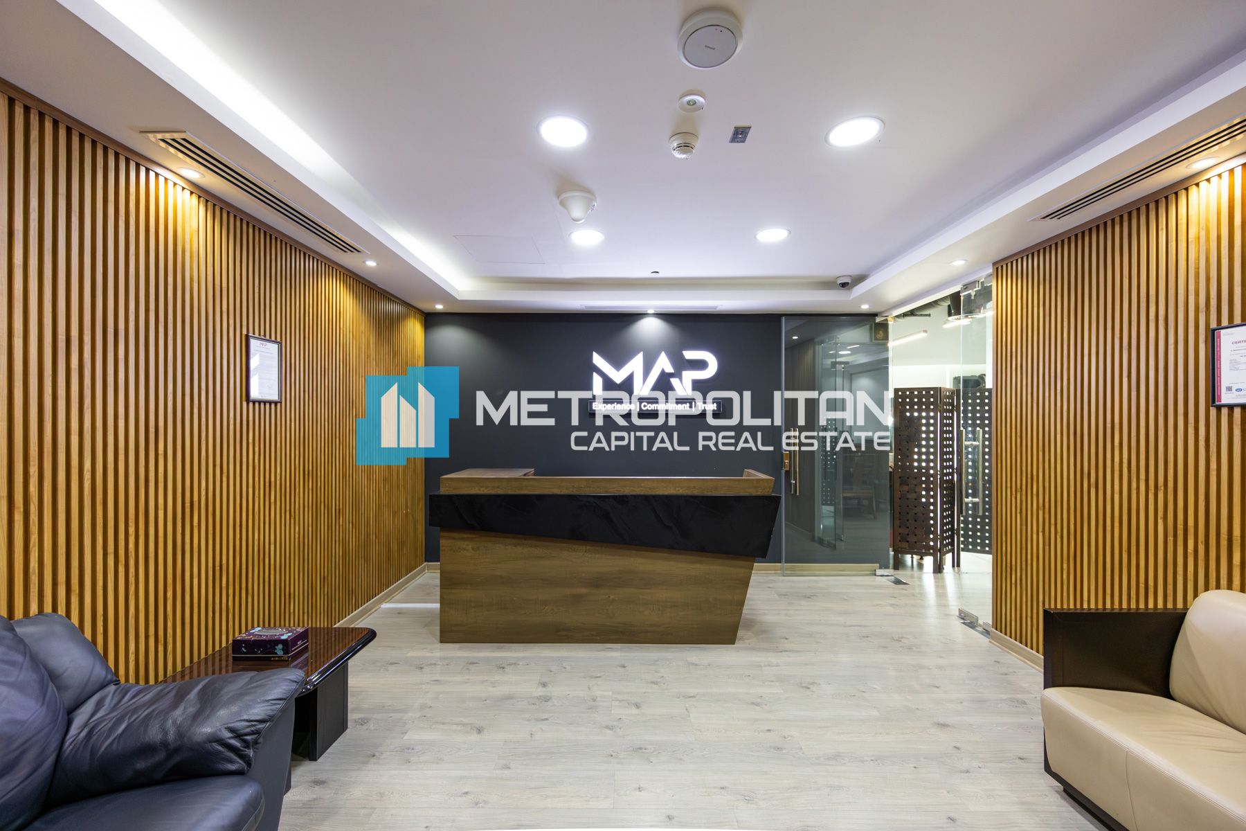 مكتب للإيجار في جزيرة الريم – MCR-7239 photo-4