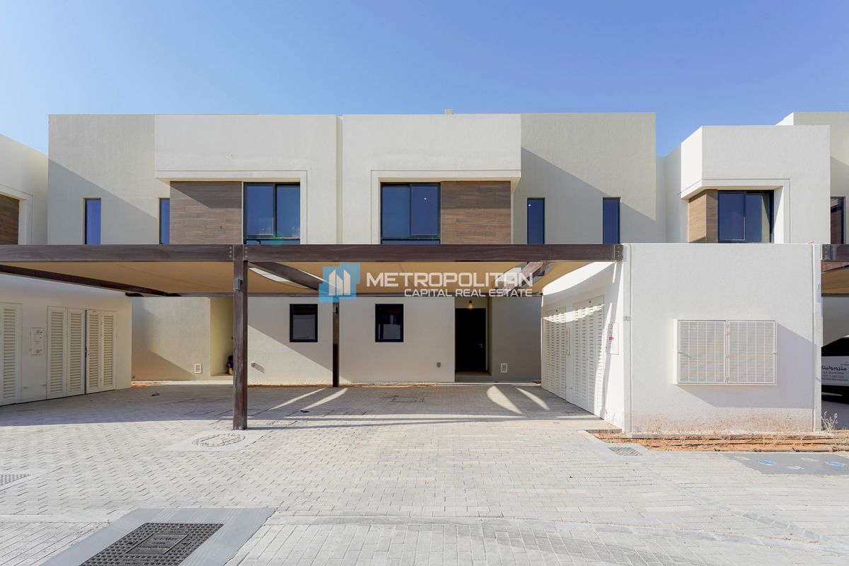 3-комнатный таунхаус в аренду на Yas Island – MCR-7280