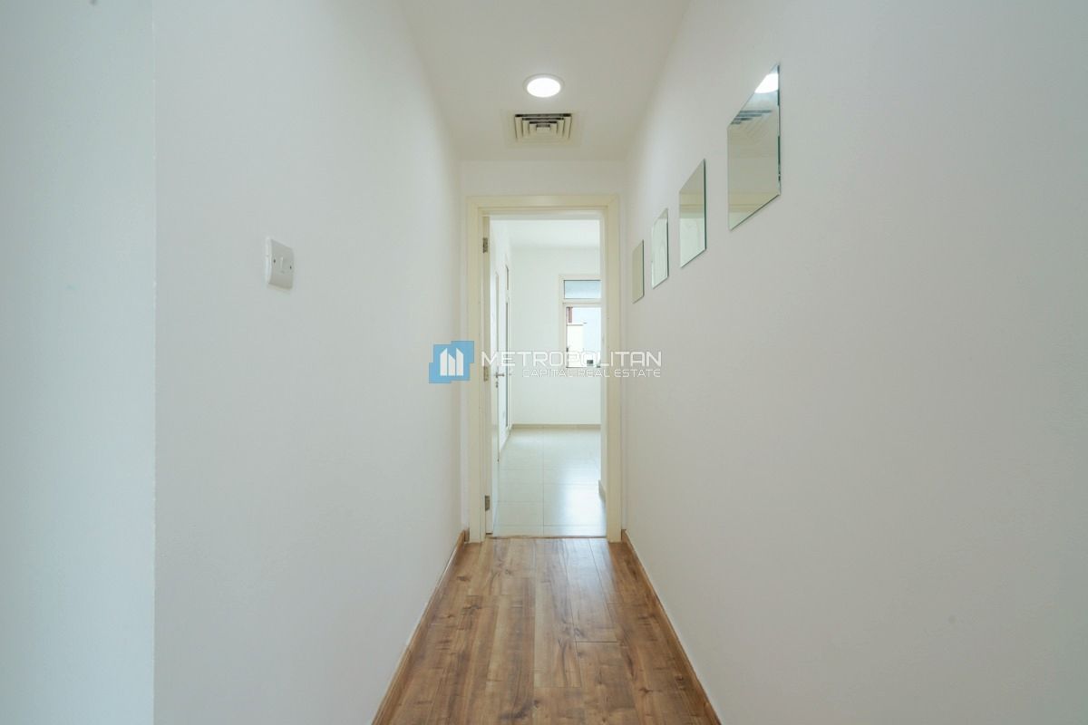 Single Row | Corner 2BR+Maids | Ready To Move photo-12