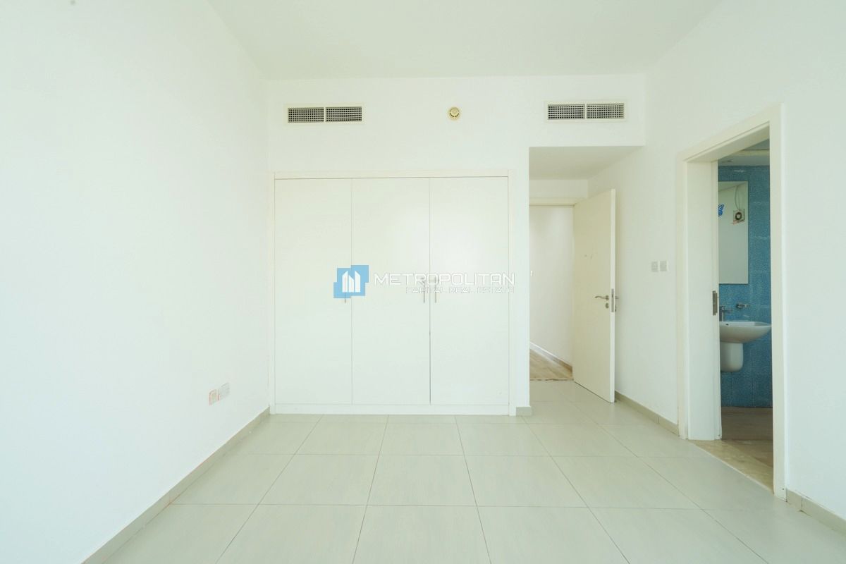 Single Row | Corner 2BR+Maids | Ready To Move photo-7