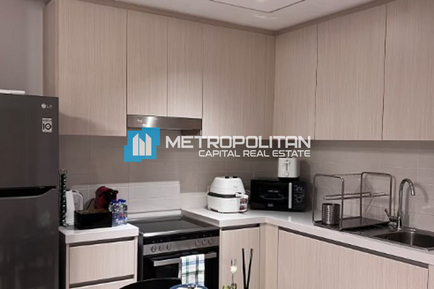 Fully Furnished | 1 Bedroom | Ferrari World View photo-2