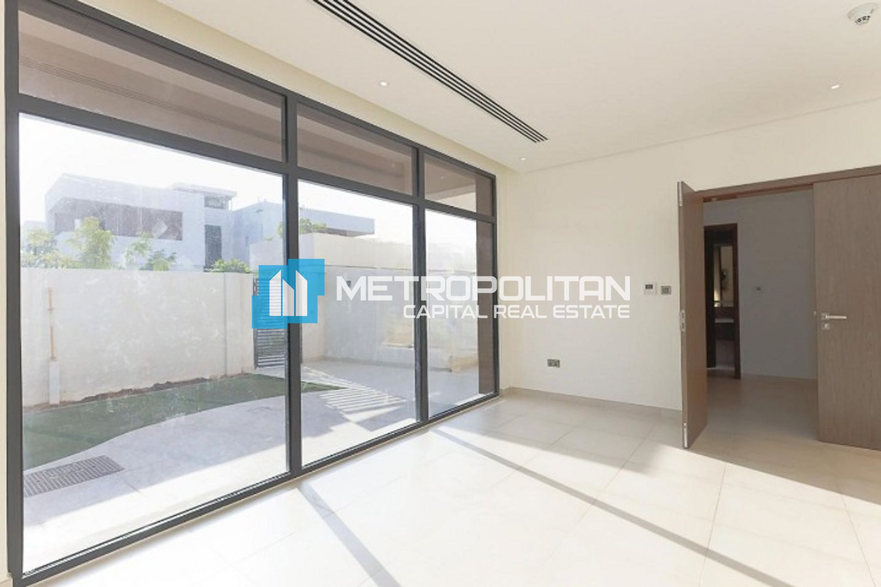 فيلا 4 غرف نوم للإيجار في جزيرة ياس – MCR-7319 photo-4