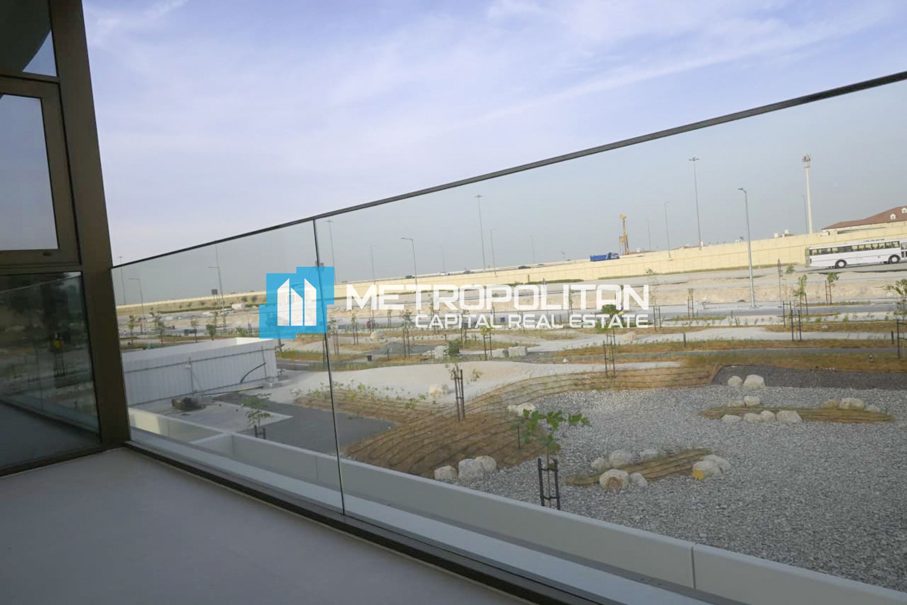 تاون هاوس 4 غرف للإيجار في جزيرة الجبيل – MCR-7327 photo-1