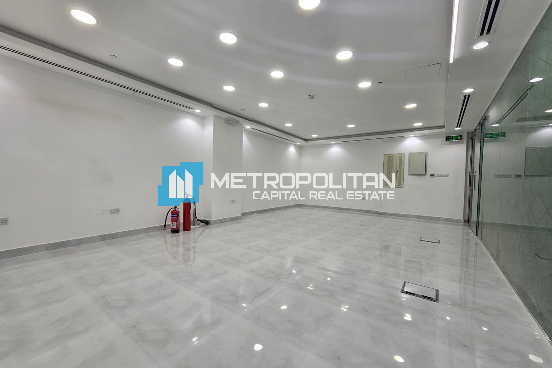 Аренда магазина на Al Reem Island – MCR-7350 photo-0