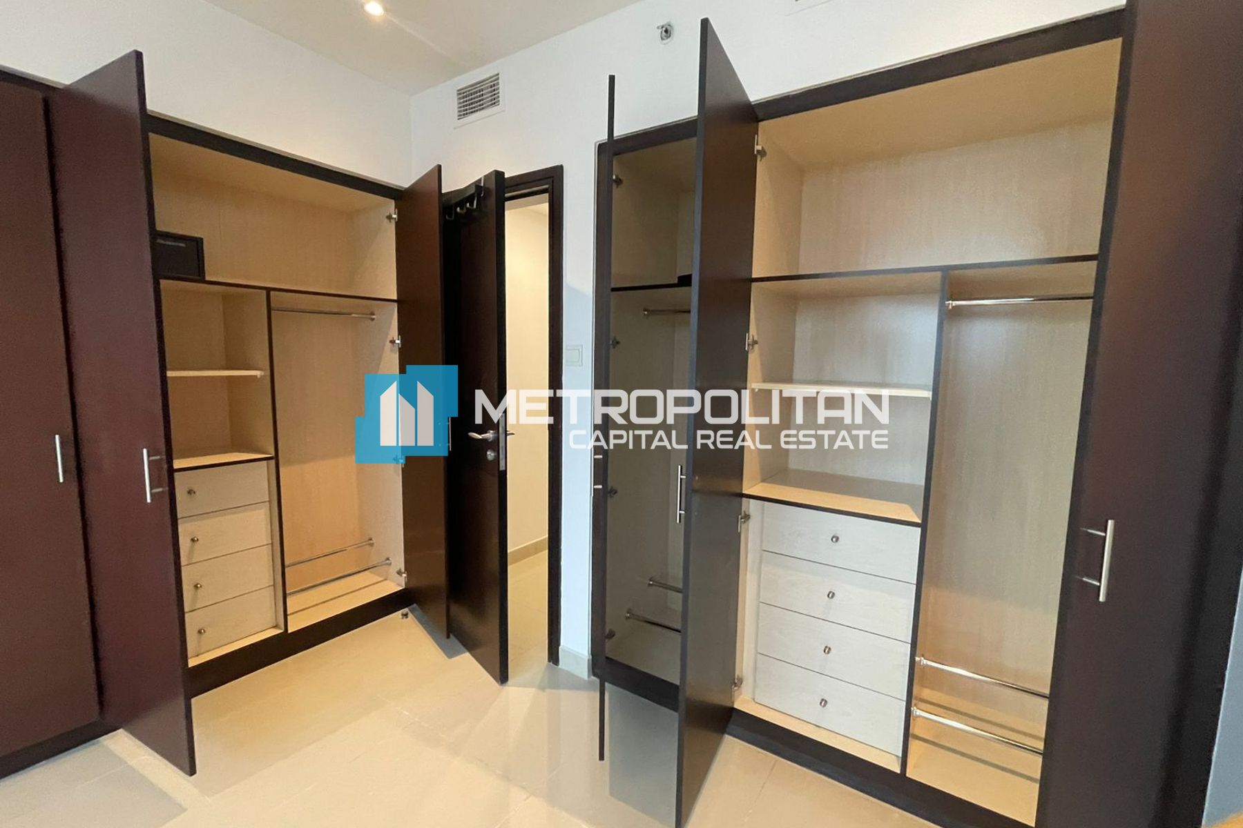 Image - Sun Tower, Al Reem Island, Abu Dhabi | Project - Apartment