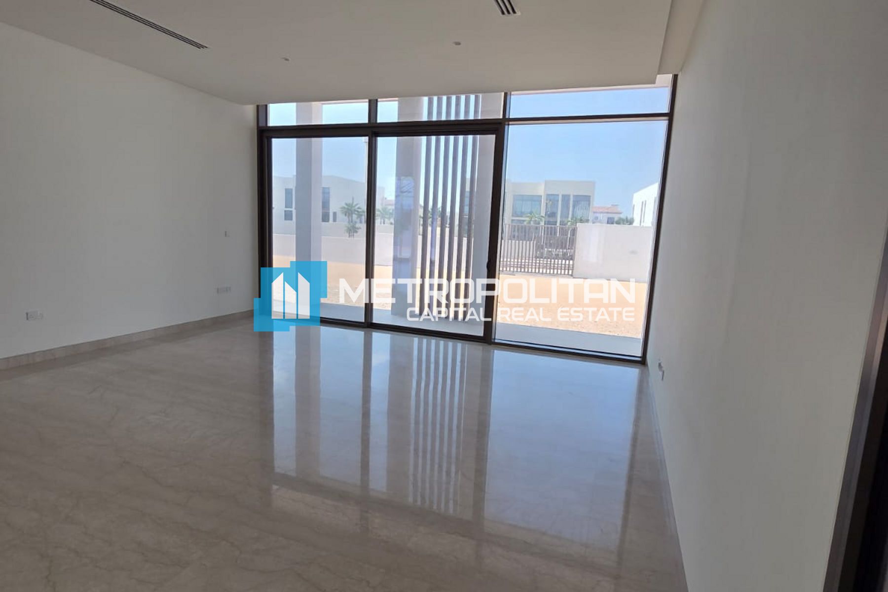 5BR Villa for Rent in Al Jubail Island – MCR-7373 photo-5