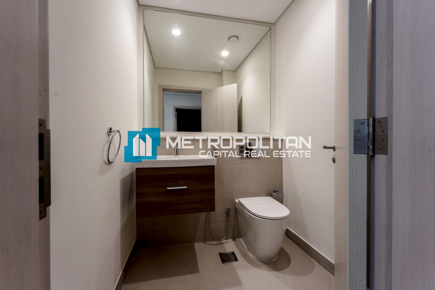 Full Golf View | 2 Bedroom w Maid | Balcony photo-4