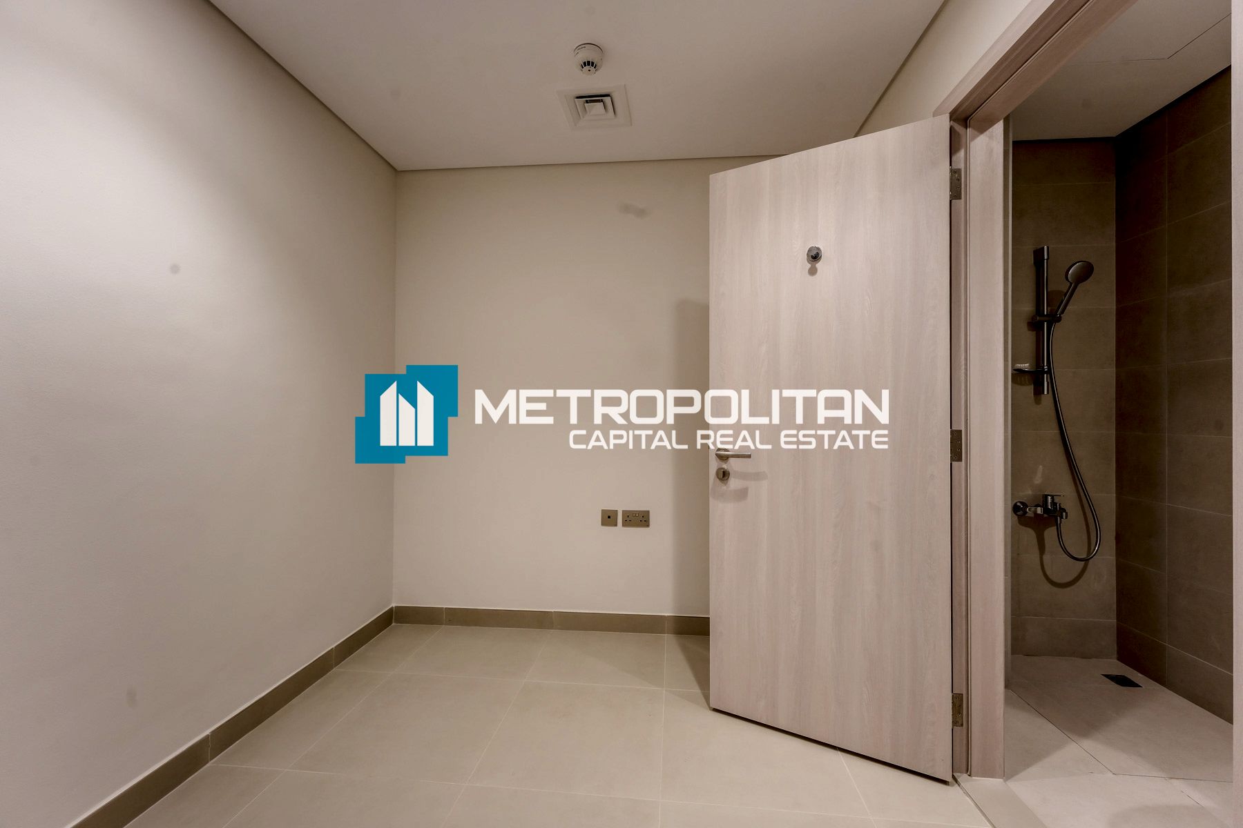 Full Golf View | 2 Bedroom w Maid | Balcony photo-6