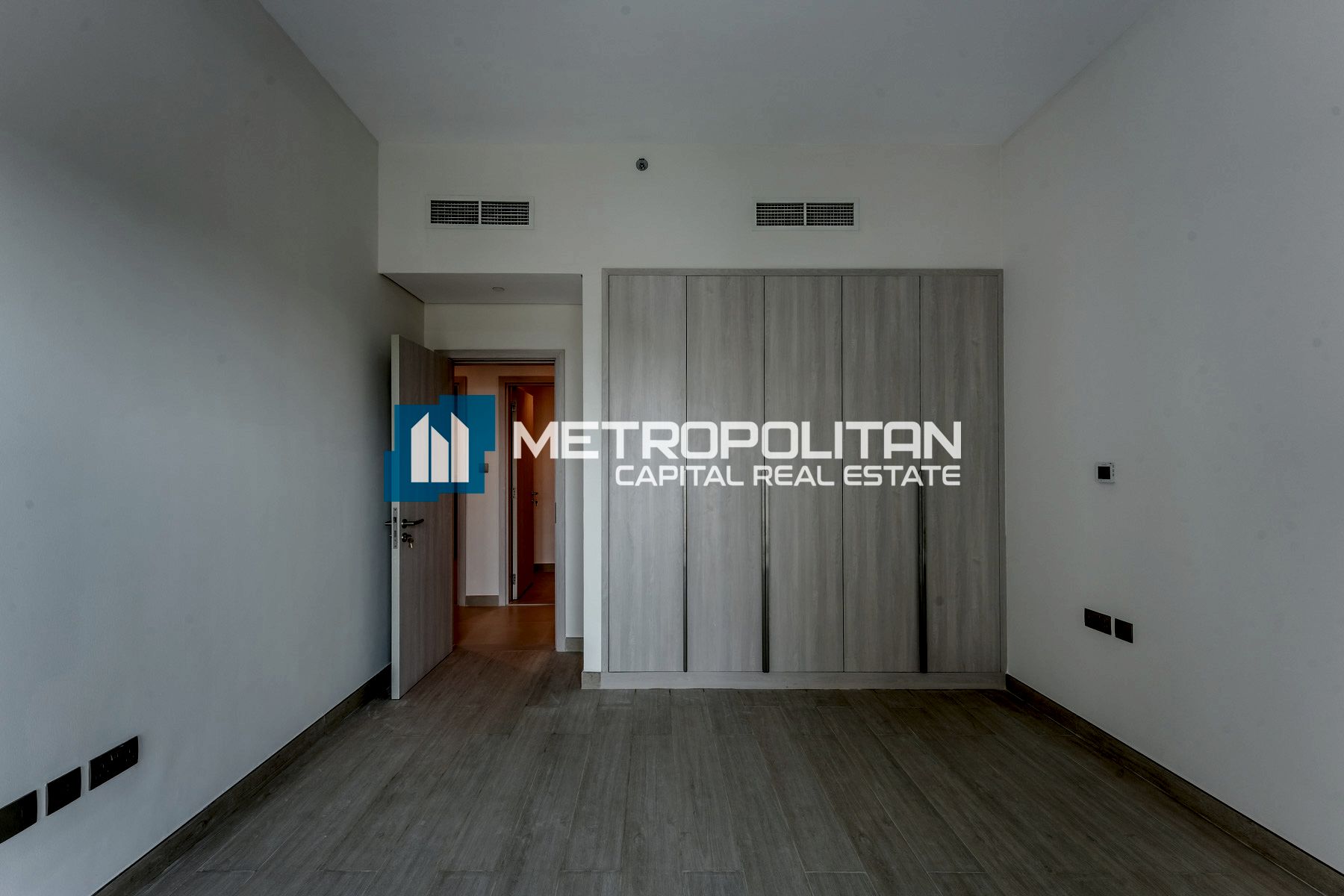 Full Golf View | 2 Bedroom w Maid | Balcony photo-13