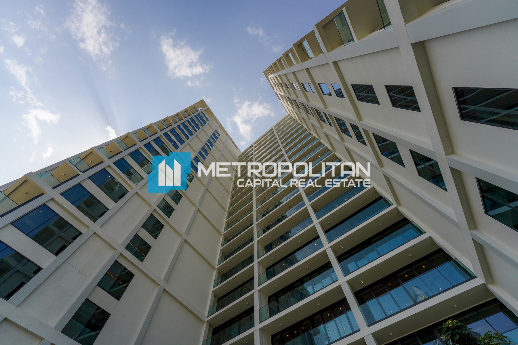 Luxury 1BR w/ Balcony | Canal View | Ready To Move photo-4