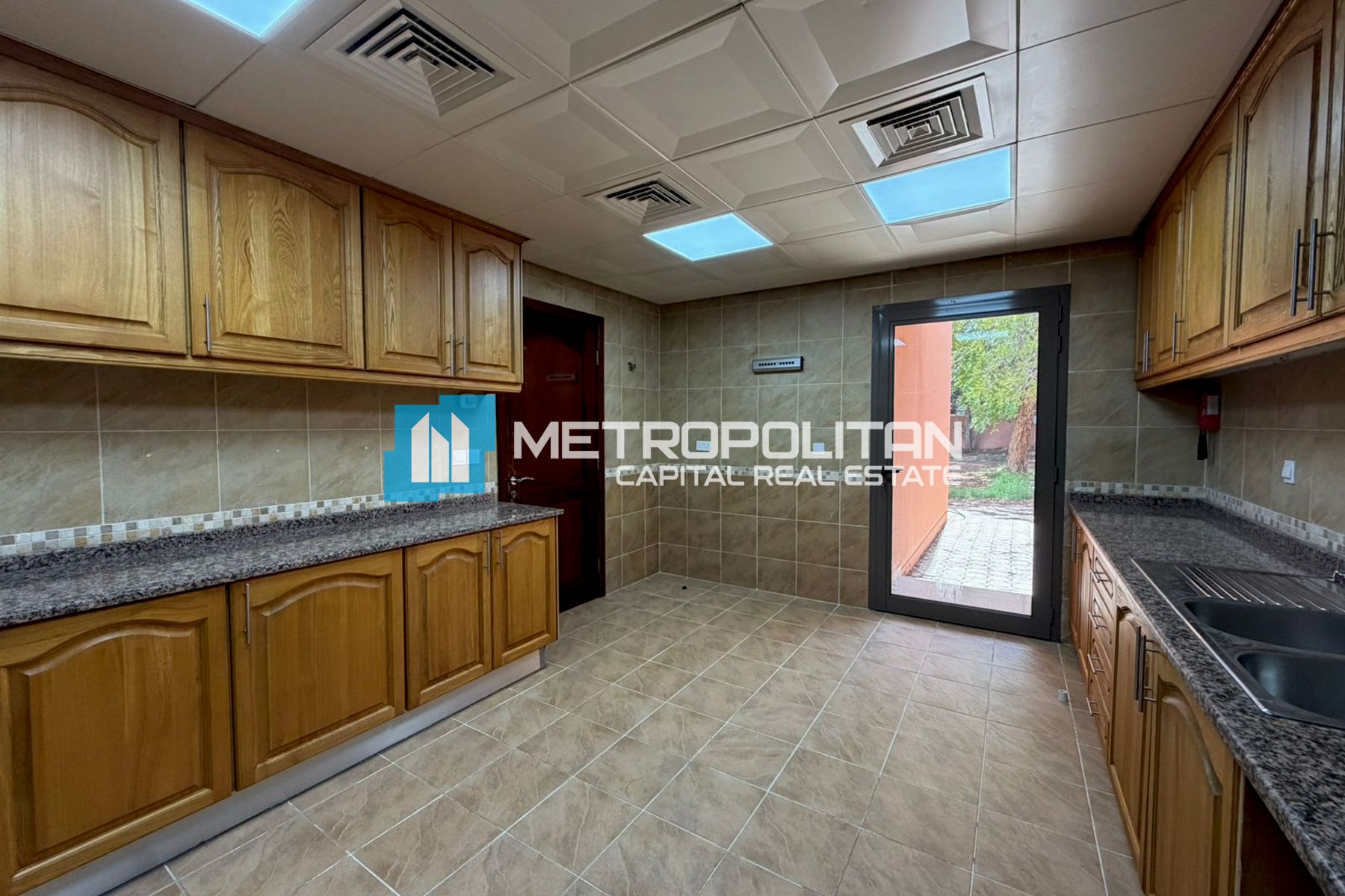 Image - Mangrove Village, Rabdan, Абу-Даби | Project - Villa