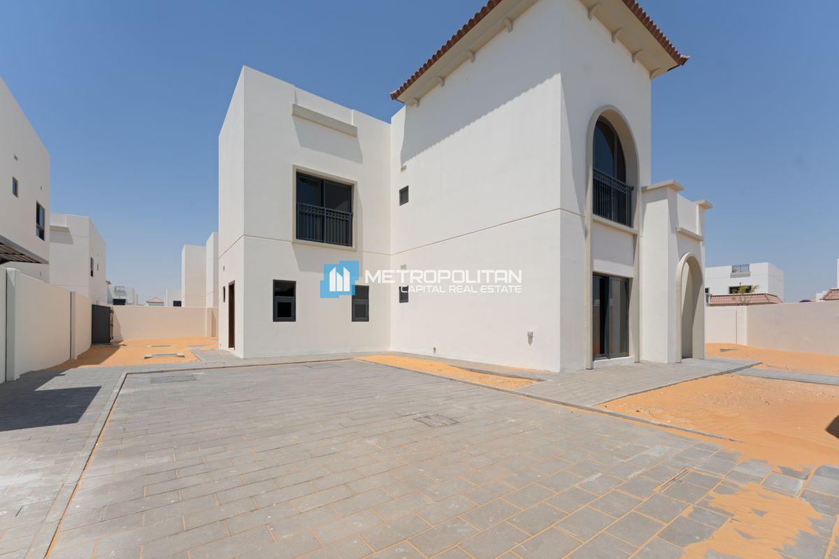 5BR Villa for Rent in Al Shamkha – MCR-7769 photo-0
